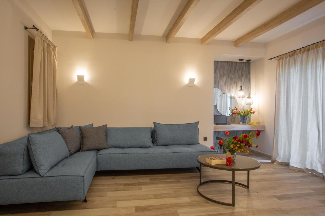 Quinta Essentia Suites Foiníki Dış mekan fotoğraf