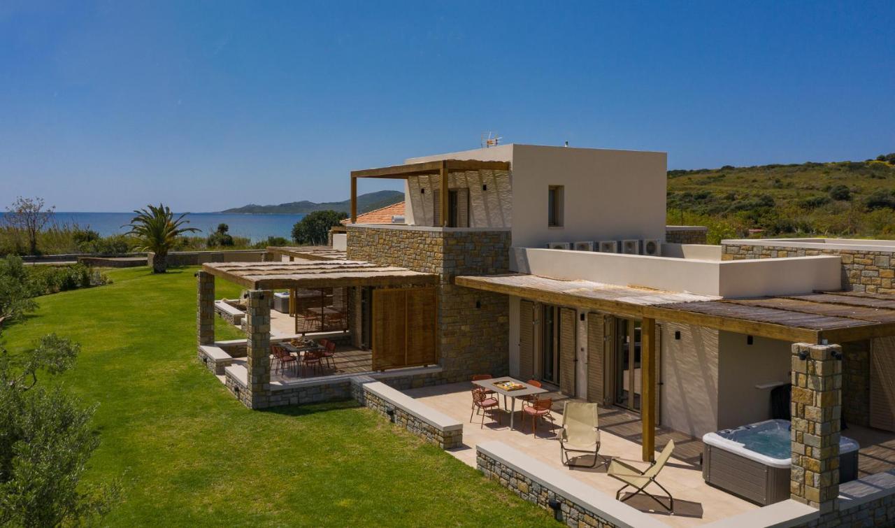 Quinta Essentia Suites Foiníki Dış mekan fotoğraf
