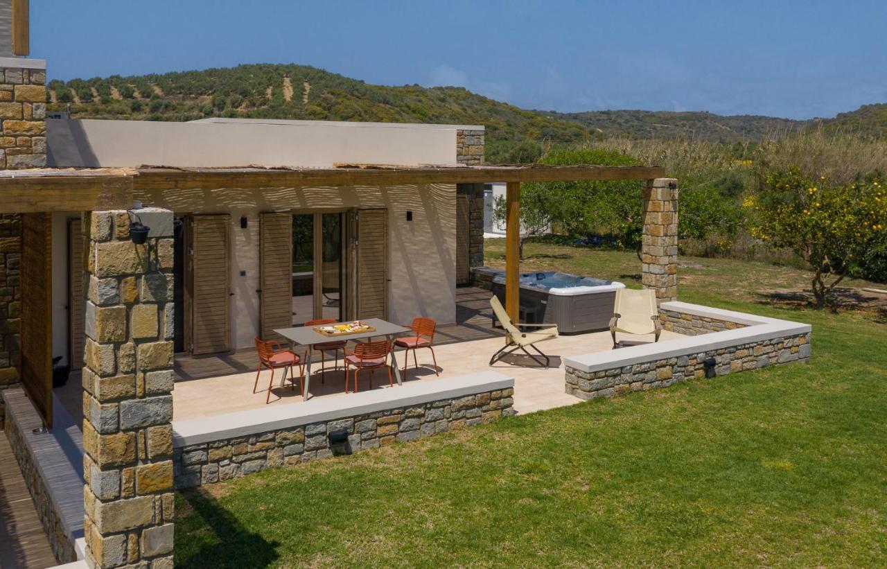 Quinta Essentia Suites Foiníki Dış mekan fotoğraf
