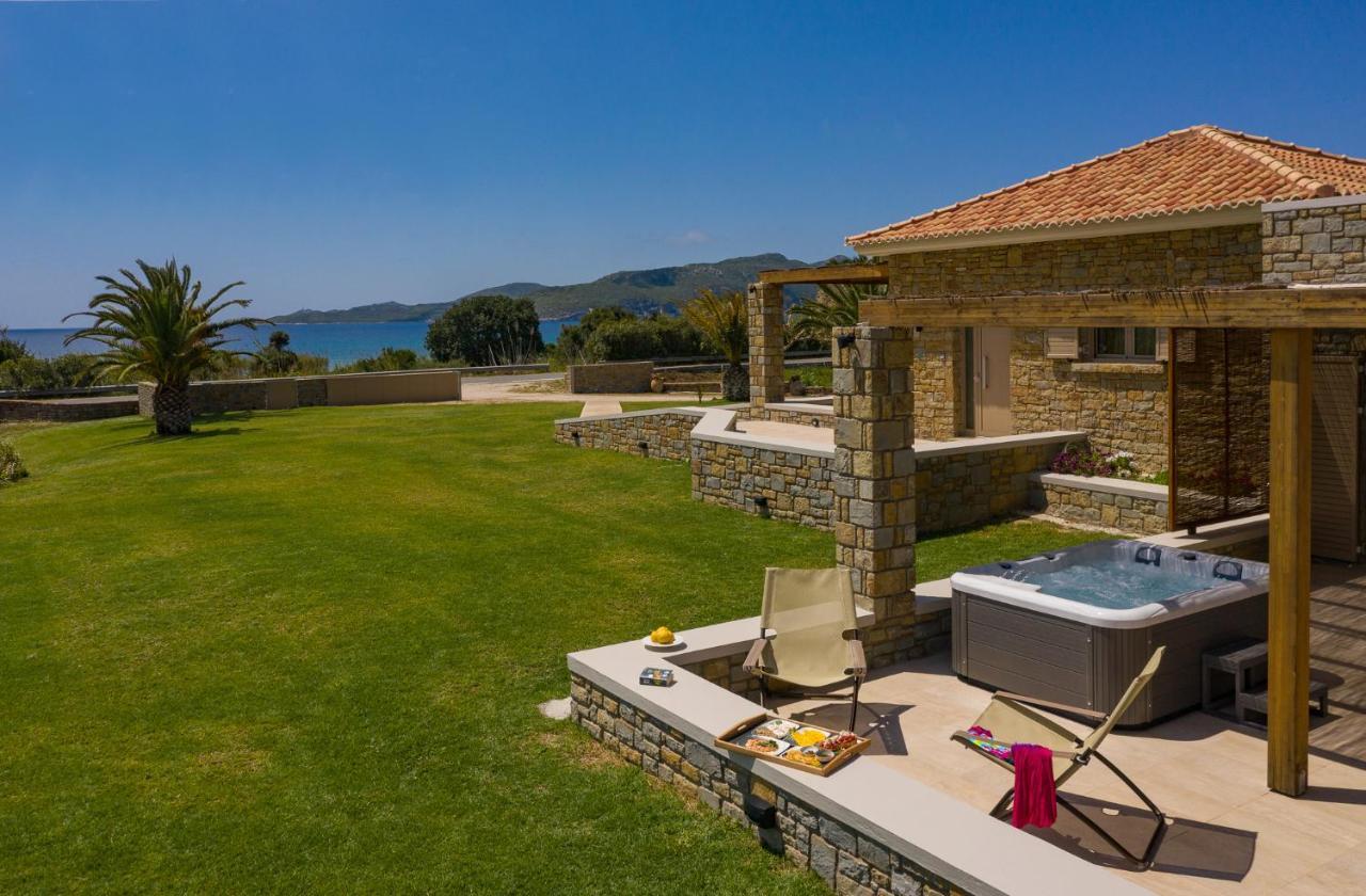 Quinta Essentia Suites Foiníki Dış mekan fotoğraf