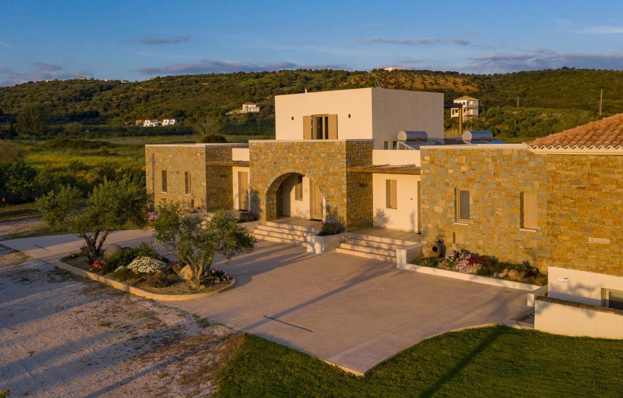Quinta Essentia Suites Foiníki Dış mekan fotoğraf