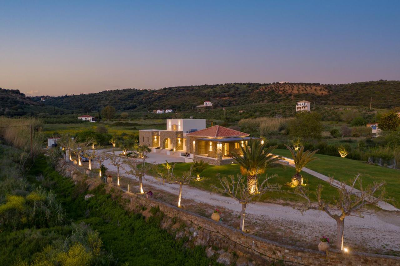 Quinta Essentia Suites Foiníki Dış mekan fotoğraf